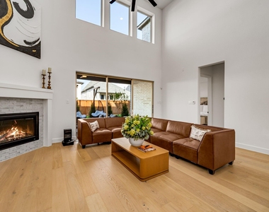 13826 Malinda Drive - Photo Thumbnail 1