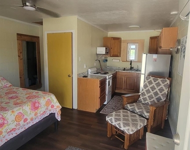 895 College Farm Road - Photo Thumbnail 1