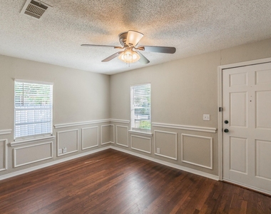3144 Olive Place - Photo Thumbnail 2