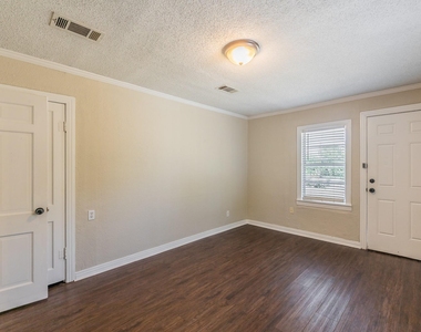 3144 Olive Place - Photo Thumbnail 12