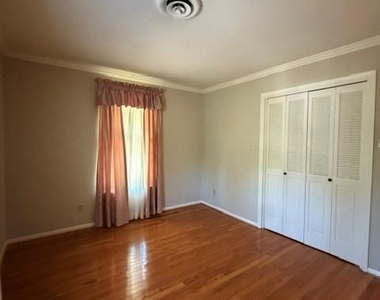 151 25th Avenue Nw - Photo Thumbnail 12