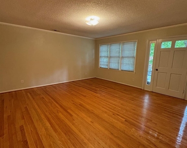 3439 Spencer Heights Place - Photo Thumbnail 9