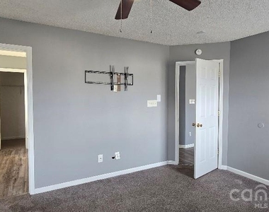 10623 Campion Court - Photo Thumbnail 16