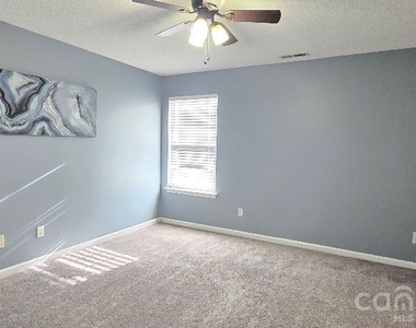 10623 Campion Court - Photo Thumbnail 23
