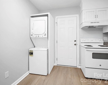 1231 Anderson Street - Photo Thumbnail 12