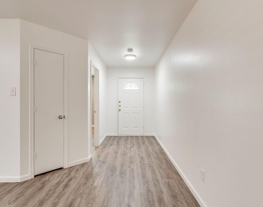 1616 Diamond Lake Trail - Photo Thumbnail 5