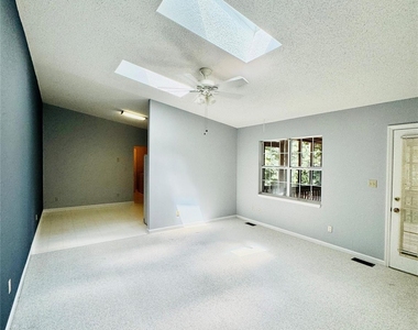 3530 Mellon Drive - Photo Thumbnail 2