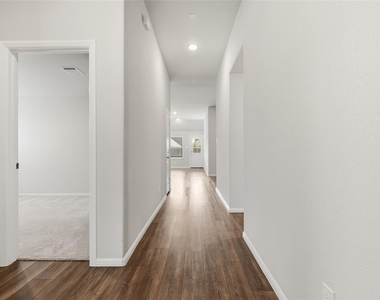 1416 Avalon Court - Photo Thumbnail 6