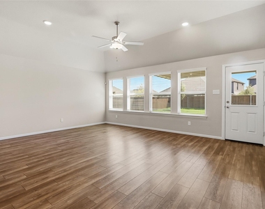 1416 Avalon Court - Photo Thumbnail 27