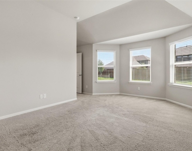 1416 Avalon Court - Photo Thumbnail 20