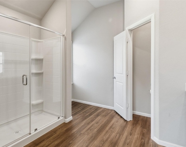 1416 Avalon Court - Photo Thumbnail 23