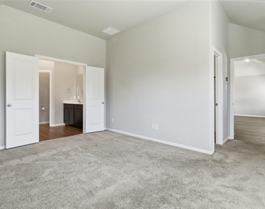 1416 Avalon Court - Photo Thumbnail 21