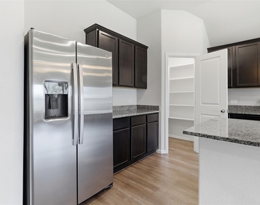 1416 Avalon Court - Photo Thumbnail 14