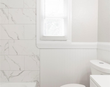 2517 Hemphill Street - Photo Thumbnail 17