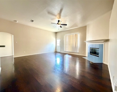 5408 Dove Drive - Photo Thumbnail 6
