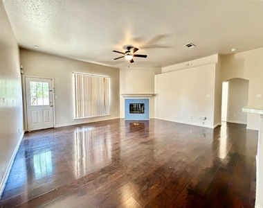 5408 Dove Drive - Photo Thumbnail 5