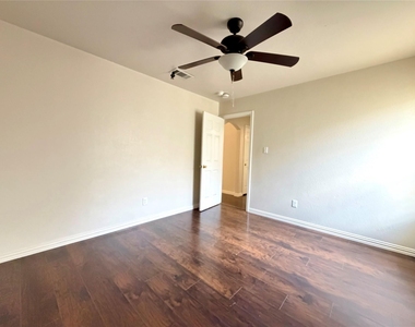 5408 Dove Drive - Photo Thumbnail 26