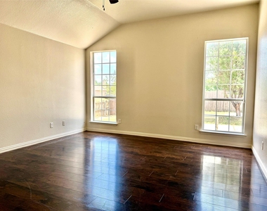 5408 Dove Drive - Photo Thumbnail 17