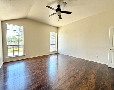 5408 Dove Drive - Photo Thumbnail 16