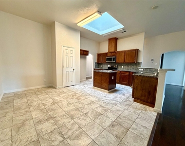 5408 Dove Drive - Photo Thumbnail 12
