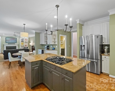 12428 Willingdon Road - Photo Thumbnail 8
