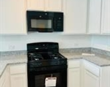 7701 Thornton Drive - Photo Thumbnail 17
