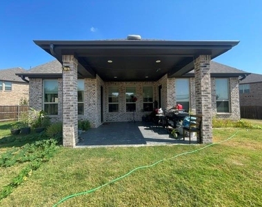 2924 Spirit Woods Lane - Photo Thumbnail 38