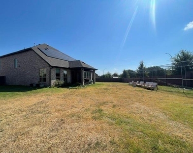 2924 Spirit Woods Lane - Photo Thumbnail 39