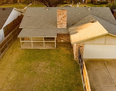 6218 Fallbrook Drive - Photo Thumbnail 29