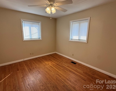 411 E K Street - Photo Thumbnail 4