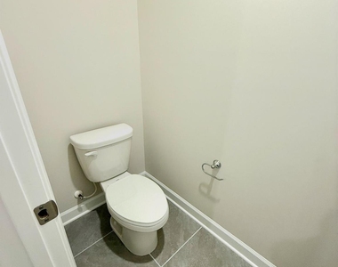 1719 Braemar Village Drive - Photo Thumbnail 24