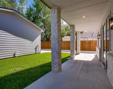 424 N Denver Street - Photo Thumbnail 13