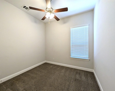 1409 Summit View Lane - Photo Thumbnail 28