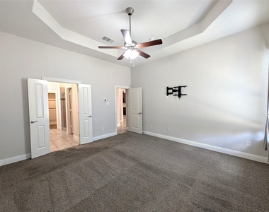 1409 Summit View Lane - Photo Thumbnail 18