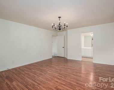 3501 Barrington Drive - Photo Thumbnail 32