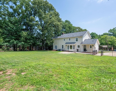 3501 Barrington Drive - Photo Thumbnail 41