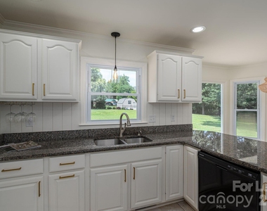 3501 Barrington Drive - Photo Thumbnail 22