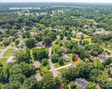 3501 Barrington Drive - Photo Thumbnail 2