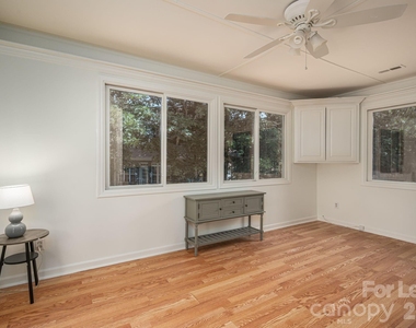 3501 Barrington Drive - Photo Thumbnail 17