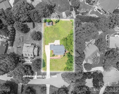 3501 Barrington Drive - Photo Thumbnail 3