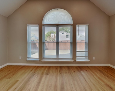 1527 Jeanette Way - Photo Thumbnail 21