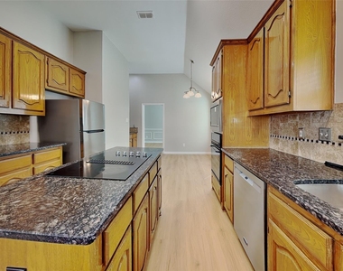 1527 Jeanette Way - Photo Thumbnail 5