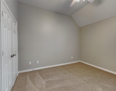 1527 Jeanette Way - Photo Thumbnail 14