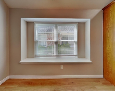1527 Jeanette Way - Photo Thumbnail 6
