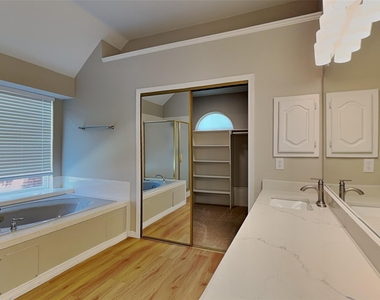 1527 Jeanette Way - Photo Thumbnail 11