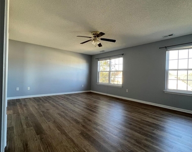 4006 Shadow Pines Circle - Photo Thumbnail 3
