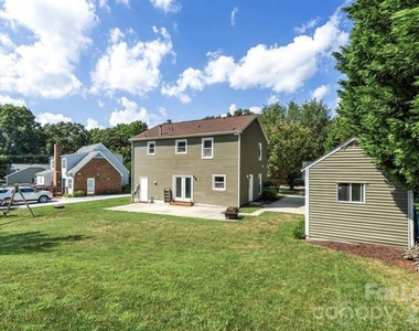 11610 Charnwood Court - Photo Thumbnail 11