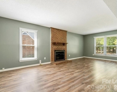 11610 Charnwood Court - Photo Thumbnail 3
