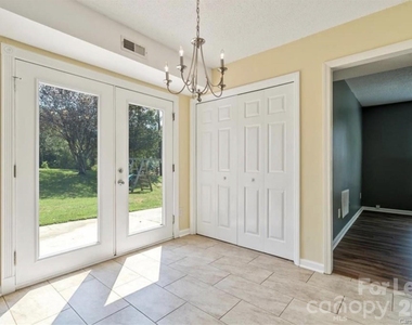 11610 Charnwood Court - Photo Thumbnail 6