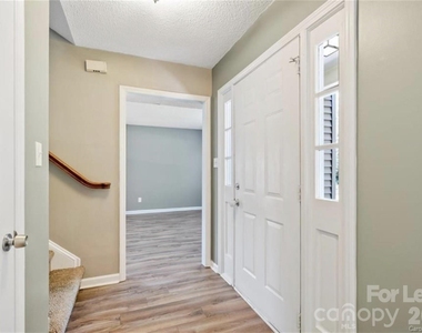 11610 Charnwood Court - Photo Thumbnail 2